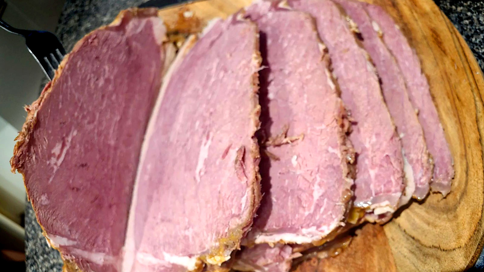 Sliced Braised Corned beef with dried cranberries